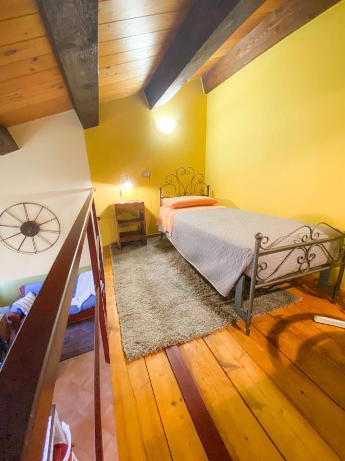 Ca' Tomassino Holiday Apartments 乌尔比诺 外观 照片