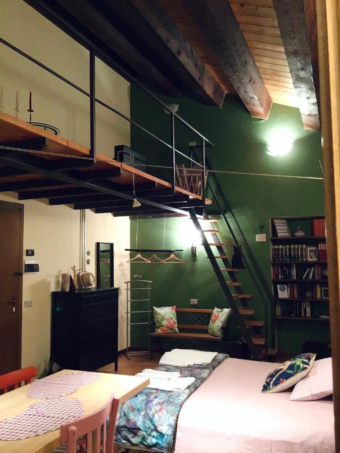 Ca' Tomassino Holiday Apartments 乌尔比诺 外观 照片